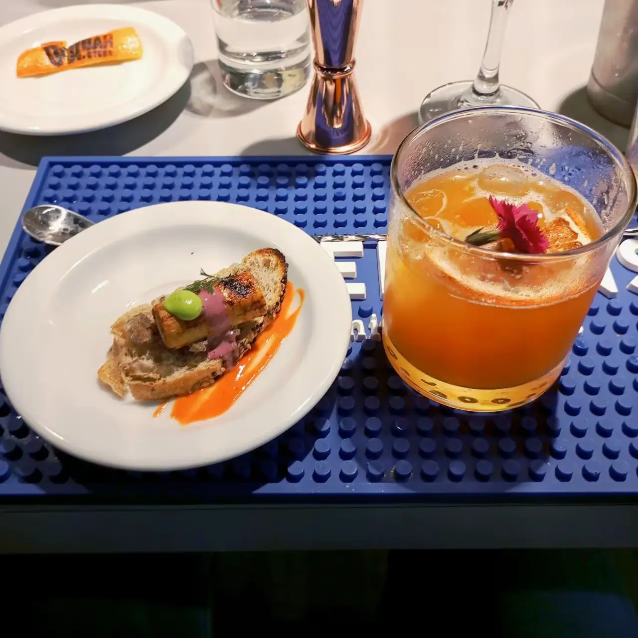 Peruvian Punch servido
